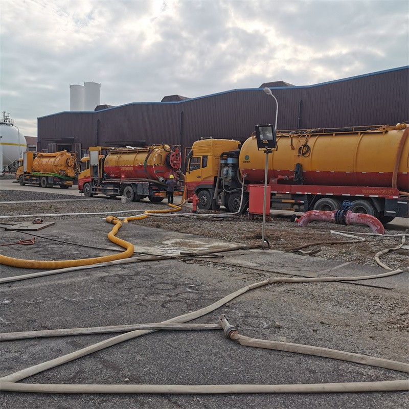 长寿污水池清理